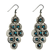 uvas en forma de aretes colgantes de color turquesa