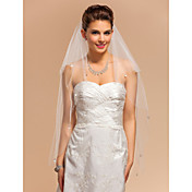 Todelt Fingerspids Wedding Veil Med Pearl Trim Edge