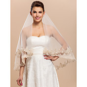 1 Layer Marvelous bout des doigts voile de la mariée avec de l'or de dentelle Applique bord