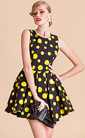 TS VINTAGE Rockabilly Girl Polka Dot Ball Dress