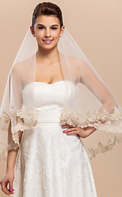 1 Layer Marvelous Fingertip Wedding Veil With Gold Lace Applique Edge