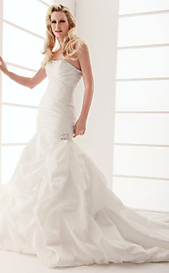 Charming Trumpet/Mermaid Strapless Chapel Train Taffeta Wedding Dress