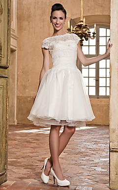 A-Line bateau organza y vestido de novia de encaje