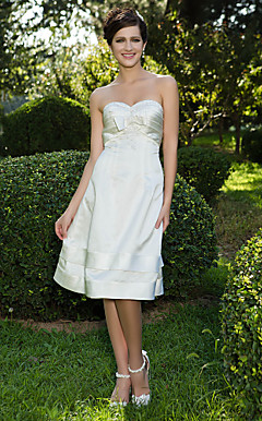 Empire Sweetheart Knee-length Sleeveless Satin Wedding Dress