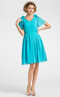 A-line V-neck Knee-length Chiffon Mother of the Bride Dress