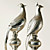  2 aves pieza de decoración en la mesa de plateado