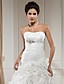  A-line Strapless Chapel Train Taffeta Wedding Dress