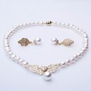 elegante een zoetwater parel met gouden filigraan ketting en oorbellen