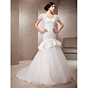 Trumpet/Mermaid Sweetheart Court Train Lace And Tulle Wedding Dress